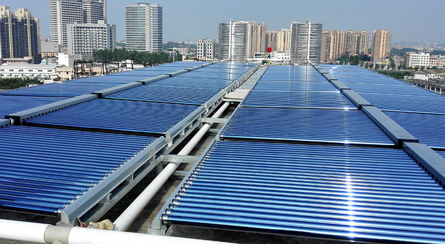 太陽能供暖系統(tǒng)特點(diǎn)、原理介紹及采暖注意事項-空氣能熱泵廠家