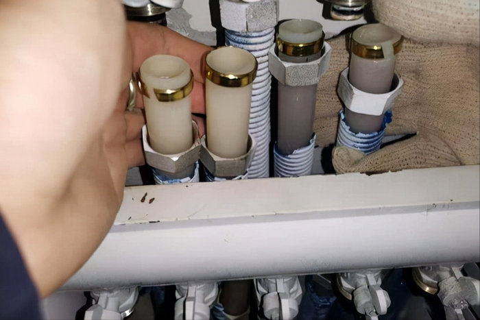 地暖能不能自己清洗呢？自己洗要注意哪些問題？-空氣能熱泵廠家